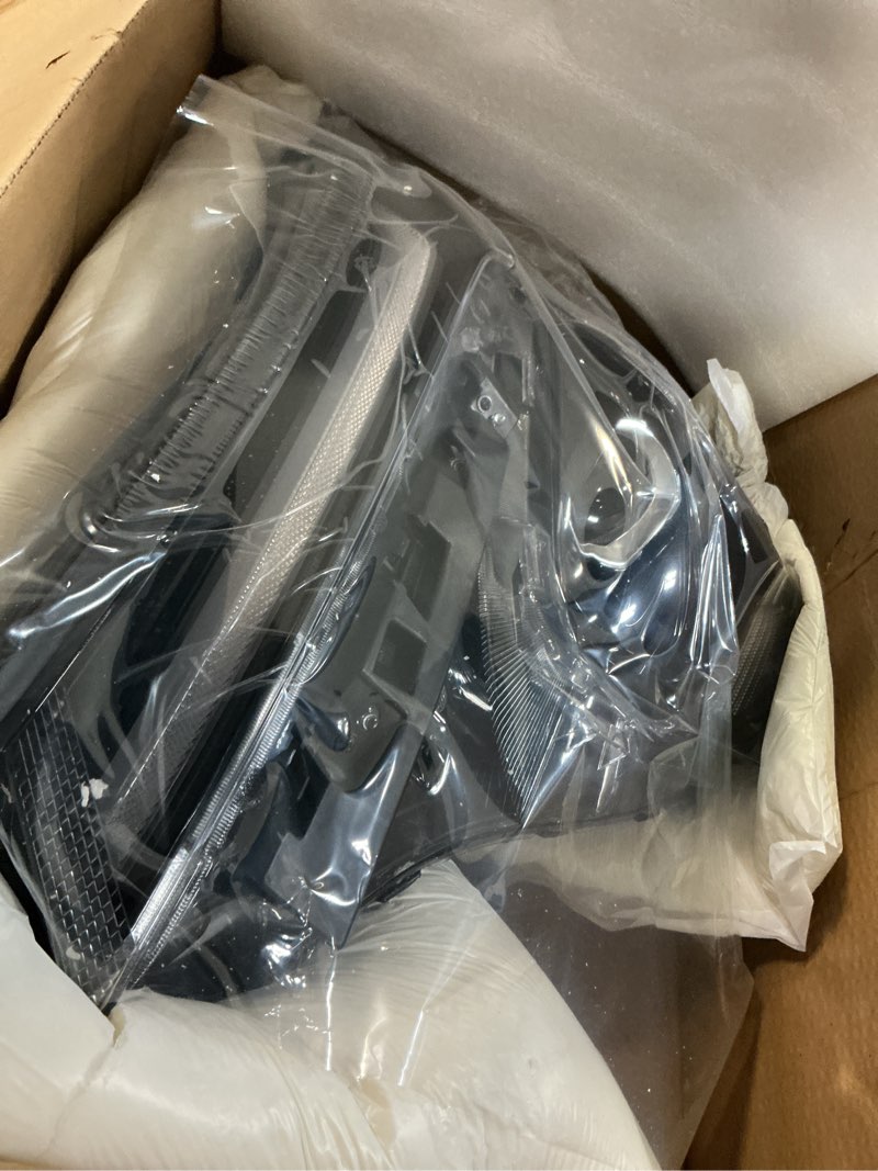 Condition photo showing Good Condition for duolctarms w/led drl projector headlight headlamp assembly compatible with 2024-2025 chevy trax lt/2rs/activ right passenger side 42876953 right (passenger side)