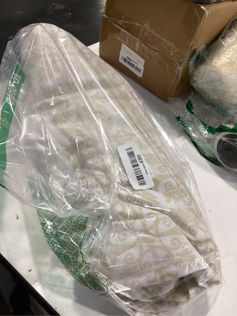 Condition photo showing Good Condition for misaya rectangle vinyl table cloth, elastic fitted flannel backed tablecloth, 100% waterproof plastic table cover fits 6 foot folding tables for picnic, camping, outdoor (khaki, 30" x 72") khaki 72" x 30" (rectangular)