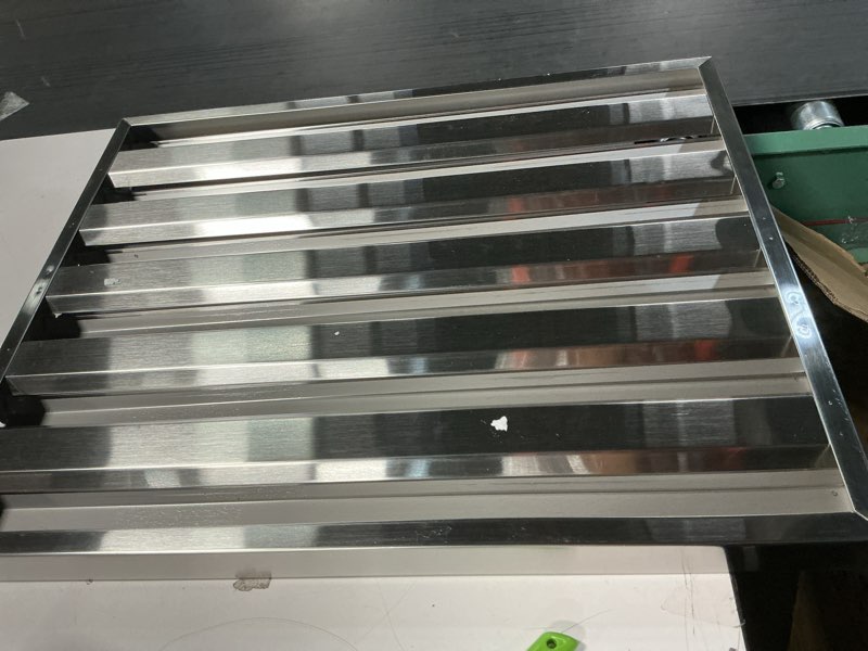 Condition photo showing Good Condition for  Garvee Range Hood Filters 19.5W x 19.5H Inch, 430 Stainless Steel 5 Grooves Commercial Hood Filter for Kitchen Exhaust Hoods, Pack of 6