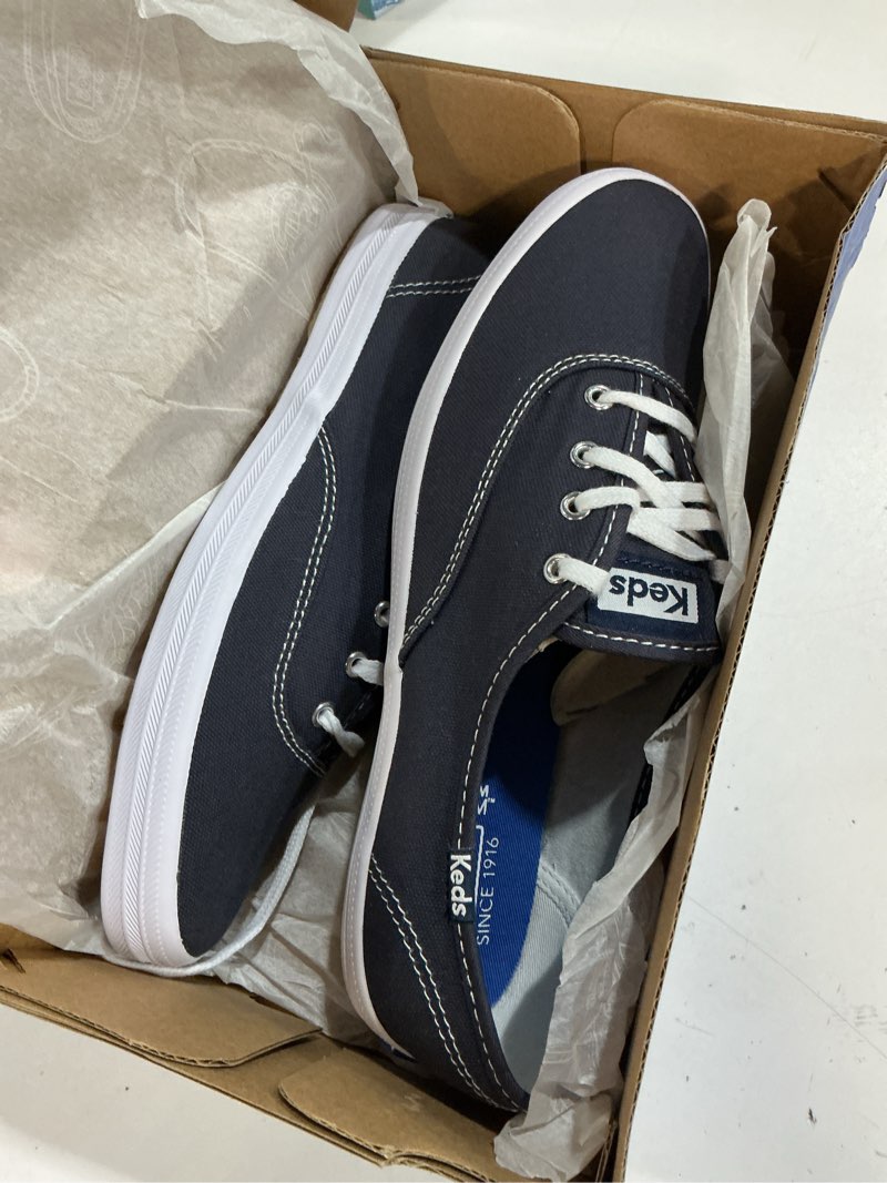 Condition photo showing New/Like New for Keds Women's Champion Seasonal Fall 2011 Sneaker 6.5 Narrow Navy Canvas