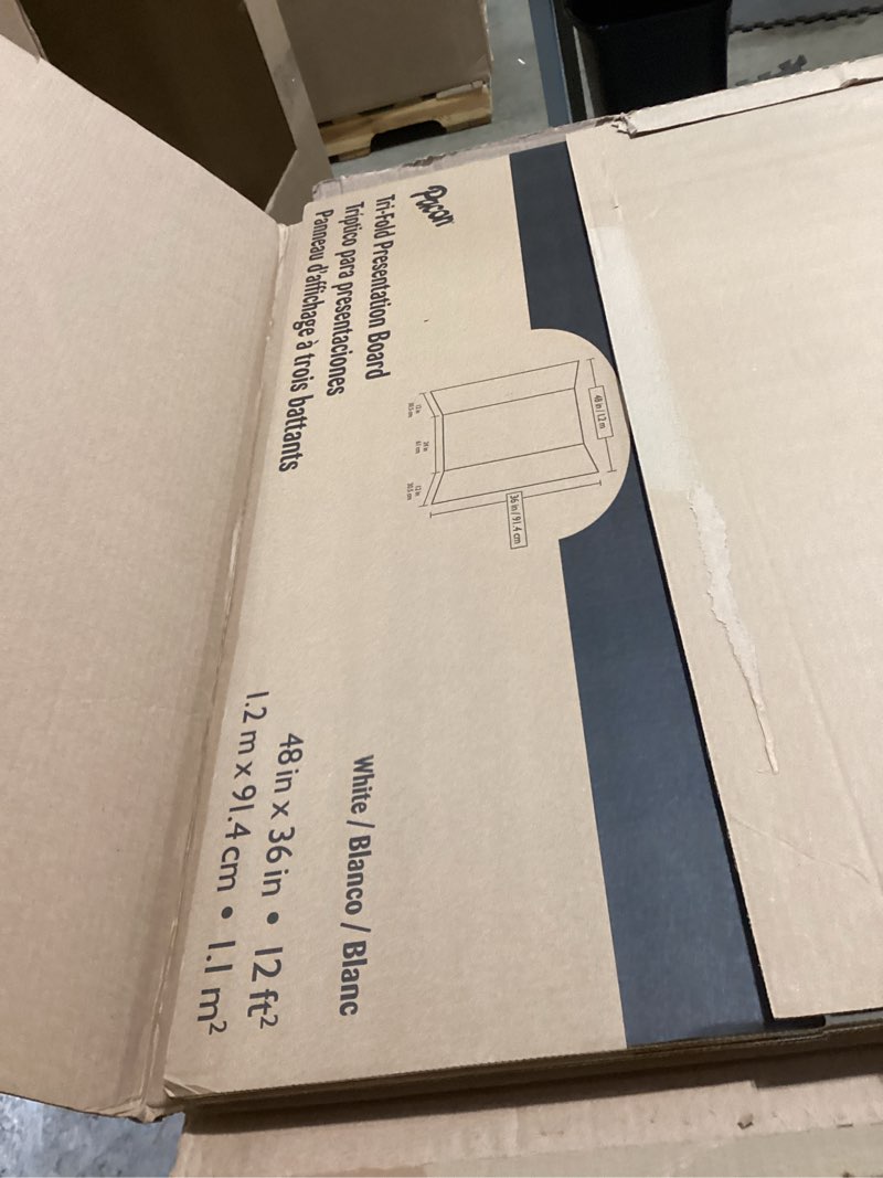 Condition photo showing Good Condition for pacon 37634 spotlight corrugated presentation display boards, 48 x 36, white, 4/carton