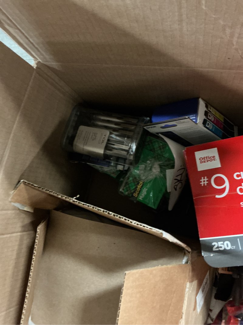 Condition photo showing Good Condition for office accessories