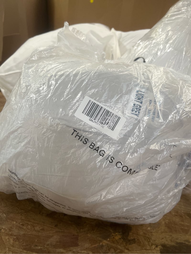 Condition photo showing Good Condition for organic airy gauze duvet cover set, king/cal king, light grey