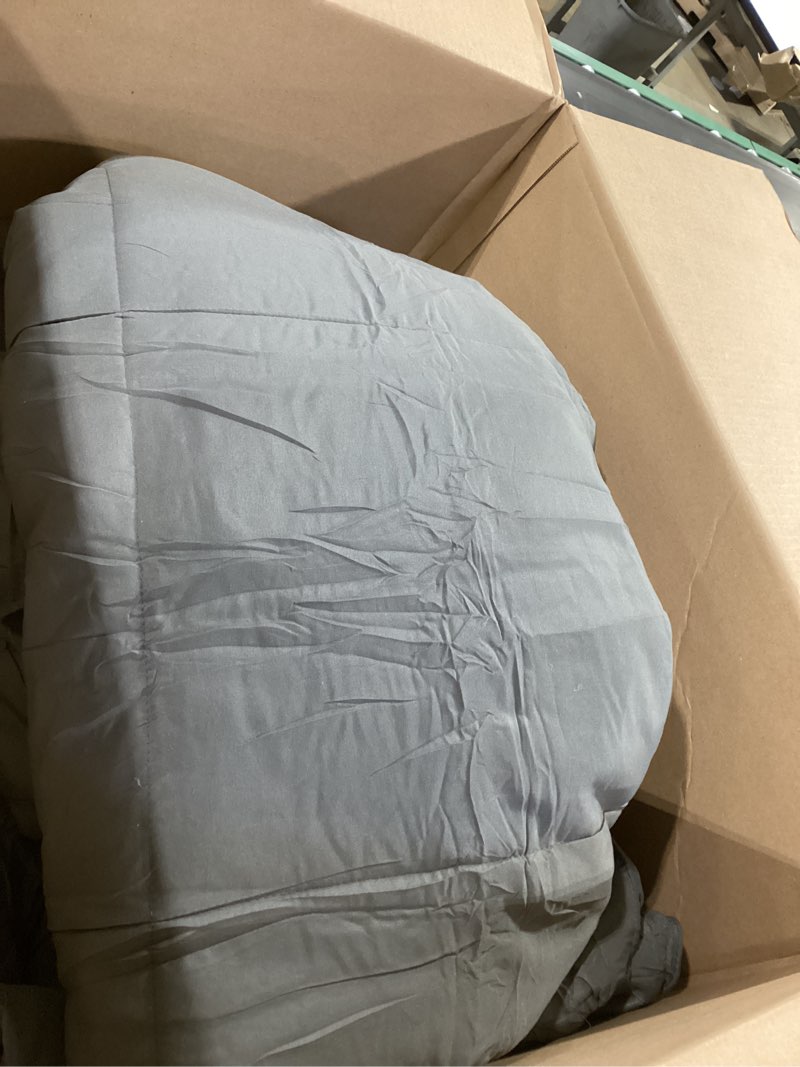 Condition photo showing Good Condition for stwiener soft oversized king comforter 120"x120" extra large lightweight quilted down alternative all season fluffy breathable microfiber grey grey oversized king(120''x120'')
