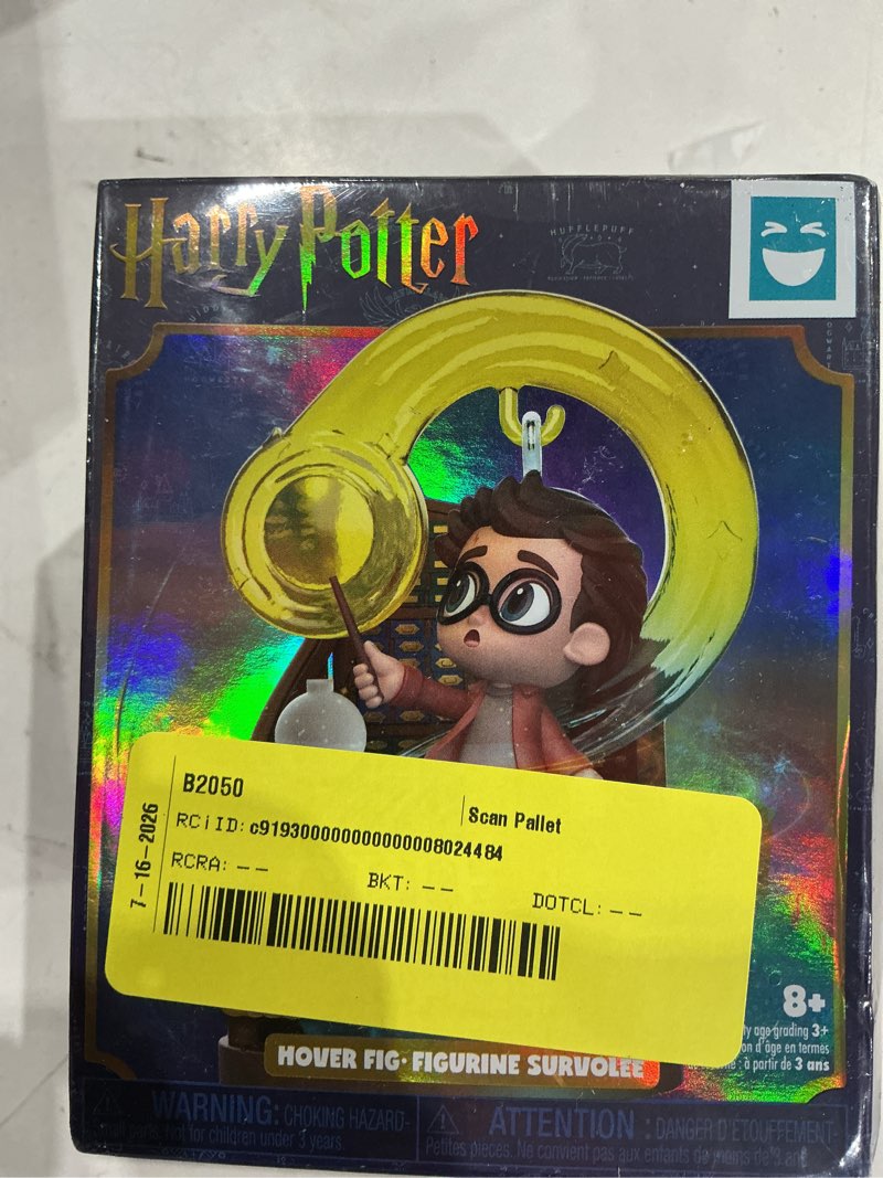 happy haul harry potter™ cliff hangers hover figure 2” surprise collectible blind box toy with display stand short-run drop ages 8+