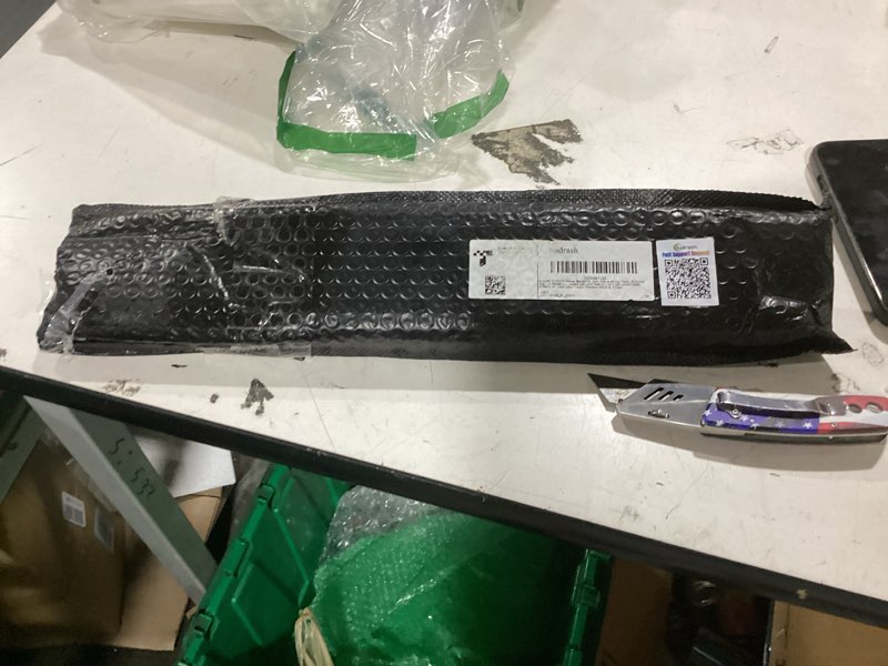 Condition photo showing New/Like New for gx20250 mower blades for john dee re 48 inch deck, gy20568 high lift blades compatible with john dee re l120 l130 l2048 l2548 2148hv 48" deck lawn tractor, replace 330-619, 3 pack
