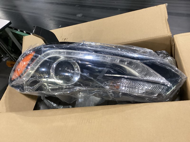 Condition photo showing New/Like New for wildwolf projector headlight headlamps assembly w/led drl for 2017 2018 2019 2020 2021 2022 chevrolet trax oe - driver side
