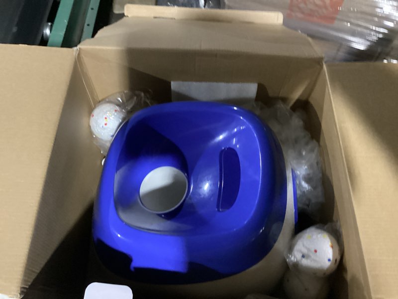 Condition photo showing Good Condition for dog ball thrower launcher, automatic ball launcher for dogs, 3 adjustable distance settings, indoor outdoor interactive dog toys, with 3 2.3-inch balls, small/medium sized dog thrower