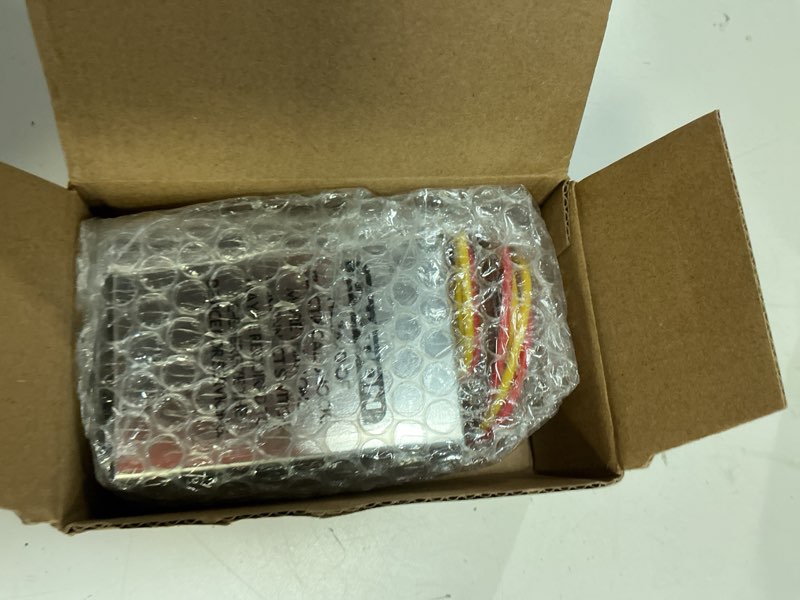 Condition photo showing Good Condition for for honeywell v8043e1012, 40004850-001, 40003916-026 zone valve, 40003916-026 power replacement head, 24vac 50/60hz 18" leads with end switch, normally closed with end switch, 10 years warranty