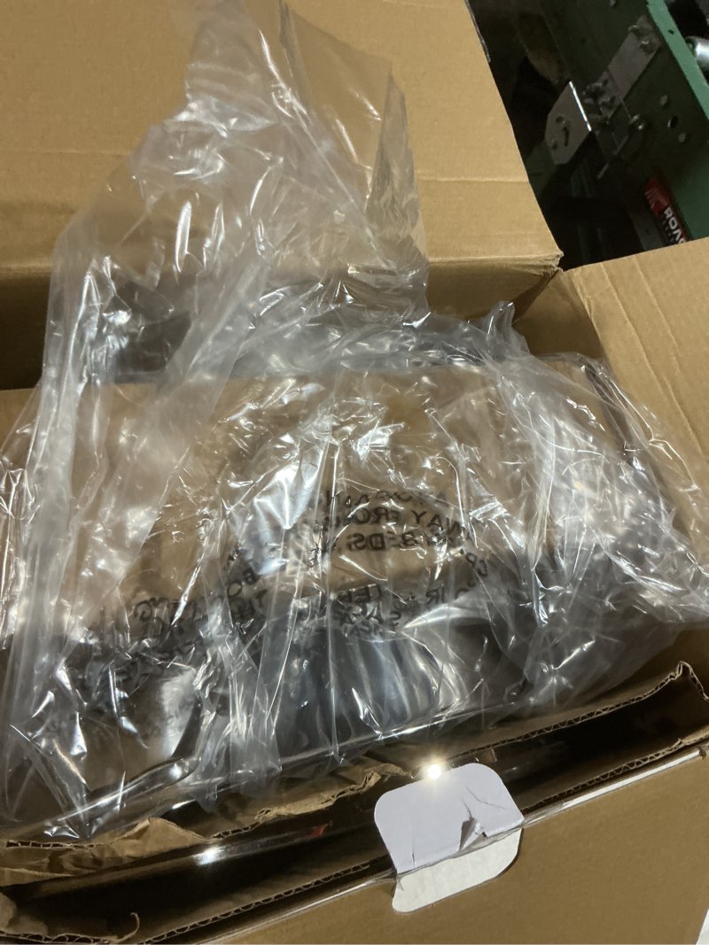 Condition photo showing Good Condition for Cuisinart 76610-26G Chef's Classic 10-Quart Stockpot with Glass Cover,Brushed Stainless 10-Quart 10 Quarts