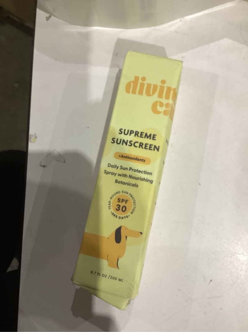 Condition photo showing New/Like New for Dog Sunscreen Body Spray 6.7 oz – SPF 30 Mineral Sun Protection with Natural Ingredients – Broad Spectrum UVA UVB – Water Resistant Dog Summer Essentials with Botanical Oils – Made in USA 6.7 Fl Oz (Pack of 1)