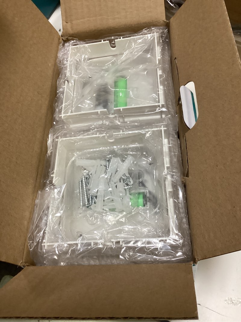 Condition photo showing Good Condition for 6 pack 4x4 solar post cap lights outdoor, 40 leds fence post solar lights outdoor with 3 modes, 30 lumens waterproof deck fence post lights solar powered for 4x4 3.5x3.5 vinyl wooden posts