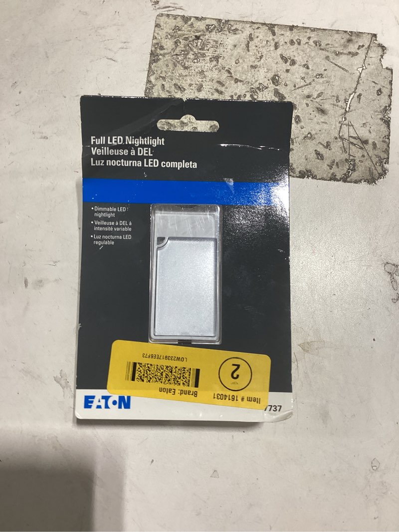 Condition photo showing Good Condition for eaton 15 -amp 125-volt residential/commercial decorator full night light receptacles , white