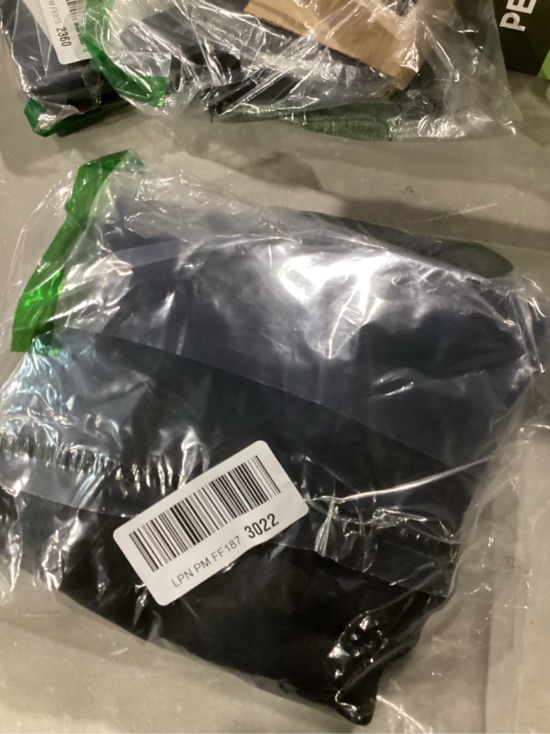 Condition photo showing Good Condition for Tomkas Small Dog Sling Carrier - Classic Pocket & Classic Strap - Wrap Carrier - for 3-10 lbs Pets(Black) Black M - Classic Pocket & Classic Strap