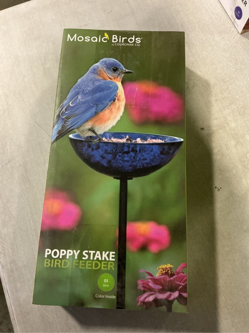 Condition photo showing New/Like New for Couronne COURM38720001 Poppy Stake Feeder Lime