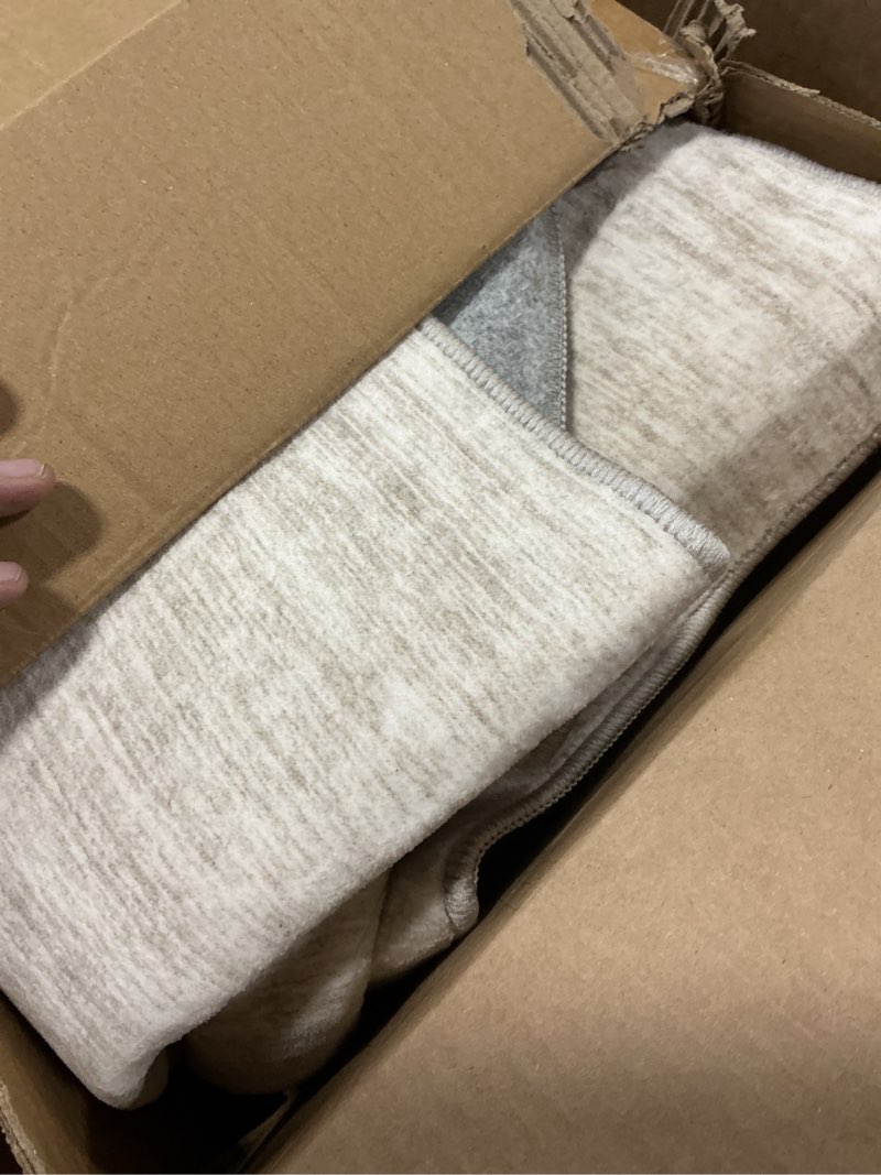 Condition photo showing Good Condition for Valenrug Washable Rugs 6x9 - Ultra Thin Stain Resistant 6x9 Rugs for Living Room, Non Slip Backing 0.25" Low Pile Rugs for Bedroom, Folable Machine Washable Area Rug (6x9, Beige) 01-beige 6' x 9' (Rectangular)