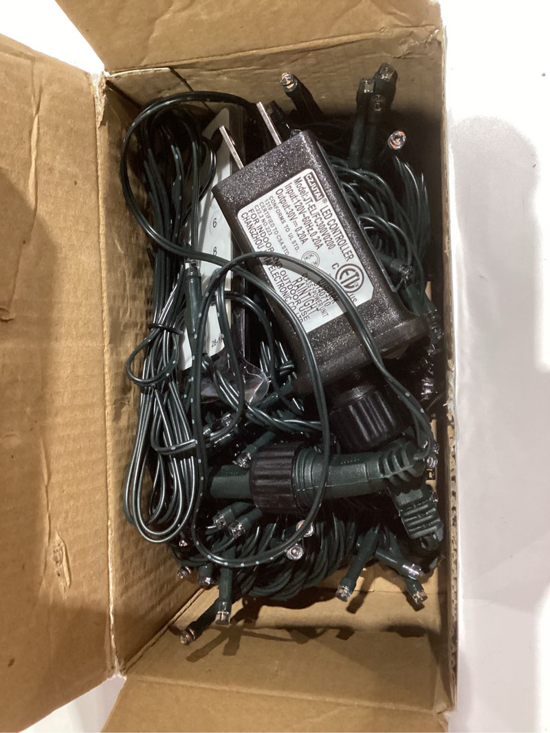 Condition photo showing Good Condition for Similar. YIQU White 82FT 200 LED Christmas String Lights Outdoor/Indoor (Extendable Green Wire, Ultra-Bright with 8 Modes, UL Certified), Fairy String Lights for Xmas Tree Holiday Party Decoration, Cool White Cool White 200LED