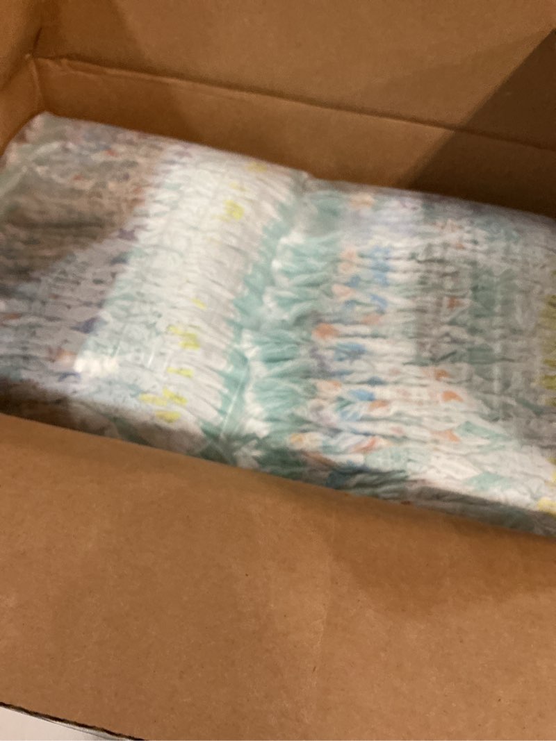 Condition photo showing New/Like New for pampers training pants - easy ups boys & girls bluey - size 3t-4t, 124 count, children's potty underwear (packaging may vary) 3t-4t 124