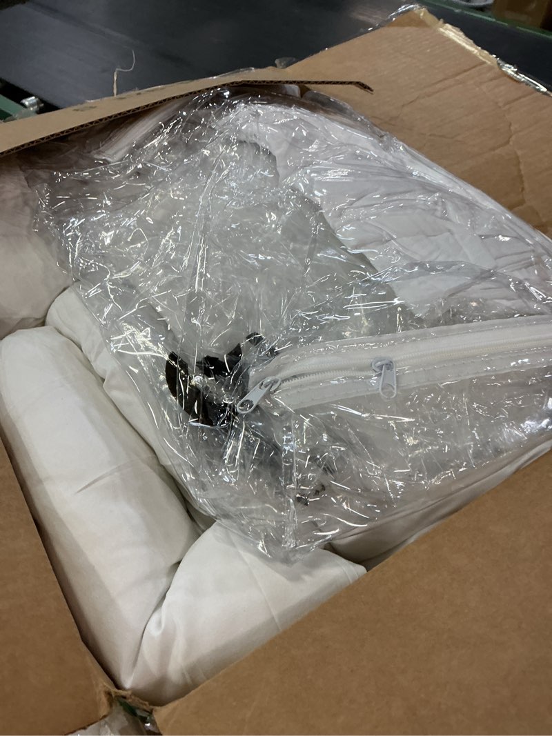 Condition photo showing Good Condition for cozylux oversized king comforter set white seersucker 7 pieces 120x98 bed in a bag comforter set with sheets, luxury soft bedding sets with down alternative comforter, sheets, pillowcases & shams