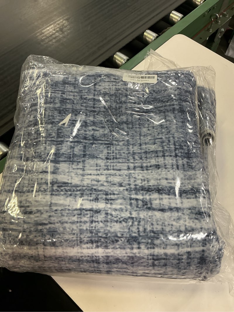 Condition photo showing Good Condition for witshock 8ft round rugs for living room, modern striped design area rug, large rug for bedroom dining room office nursery, soft thin non-slip carpets for home decor, blue 8'(round) blue