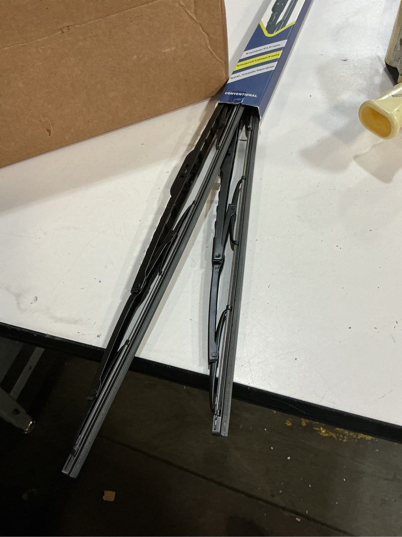Condition photo showing Good Condition for veigeir 24inch + 24 inch steel frame windshield wiper blades, compatible with dodge ram 1500 2500 3500 4000 4500 5500 2009-2002, 1/2/3500 2022-2020 and more model conventional front wiper (pack of 2) 24*24 (steel frame) 2 pack