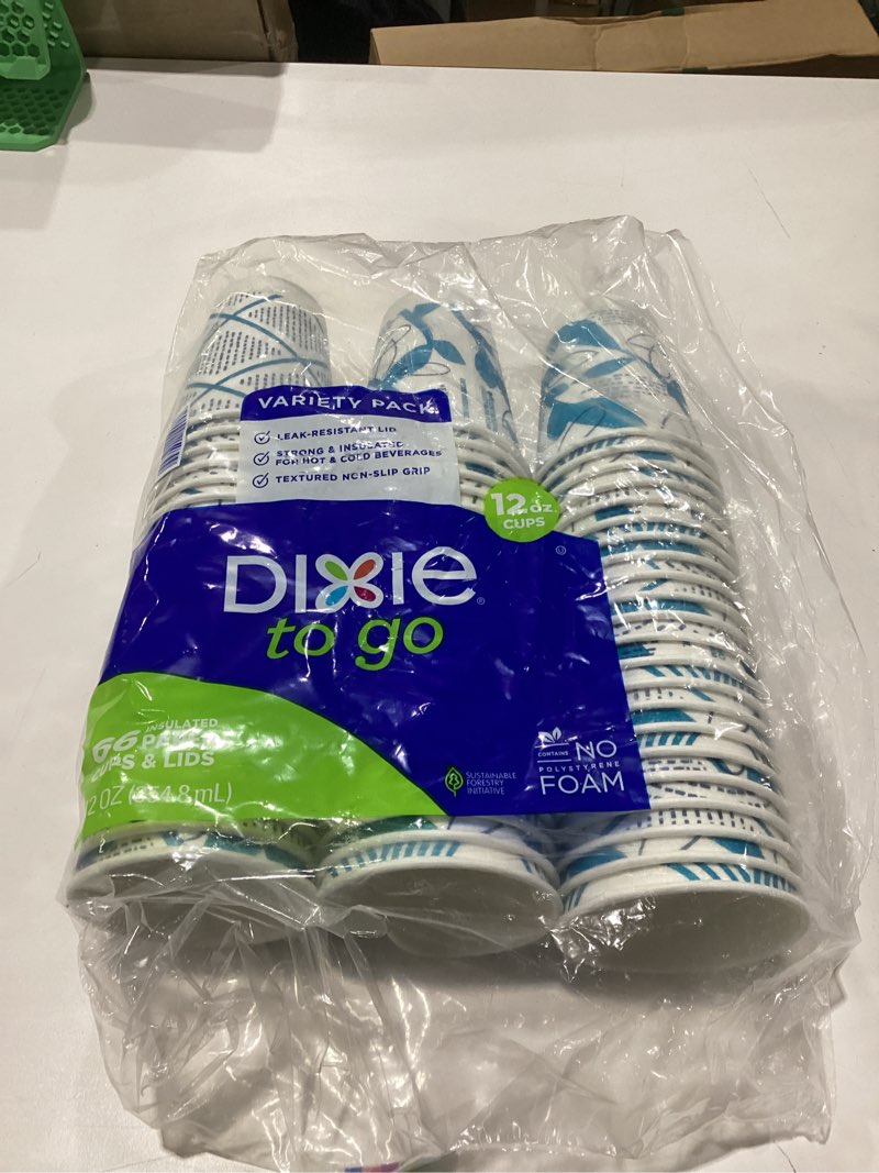 Condition photo showing As Is for similar to stock photo incomplete dixie paper coffee cups with lids, 12 oz | 14 count | pack of 2 | insulated | for hot or cold 12 ounces (14 count, pack of 2)