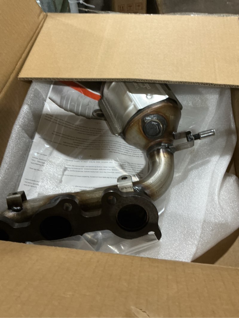 Condition photo showing Good Condition for Catalytic Converter Compatible with Toyota Highlander 2004-2007 Toyota Highlander, 2004-2006 Toyota Sienna, 2004-2006 Lexus RX330 3.3L AWD Only(EPA Compliant) AWD ONLY Driver Side