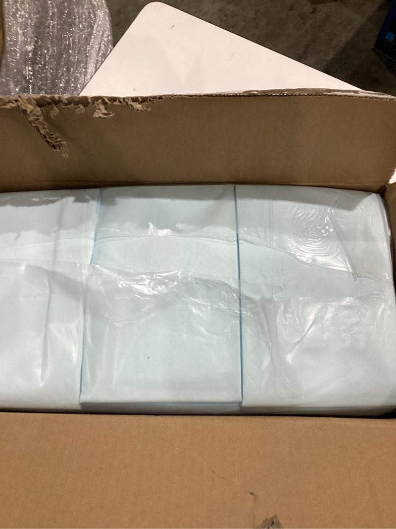 Condition photo showing Good Condition for amazon basics dog and puppy pee pads, 5-layer leak-proof super absorbent, quick-dry surface, potty training, regular (22x22"), 150 count, blue & white regular (150 count)