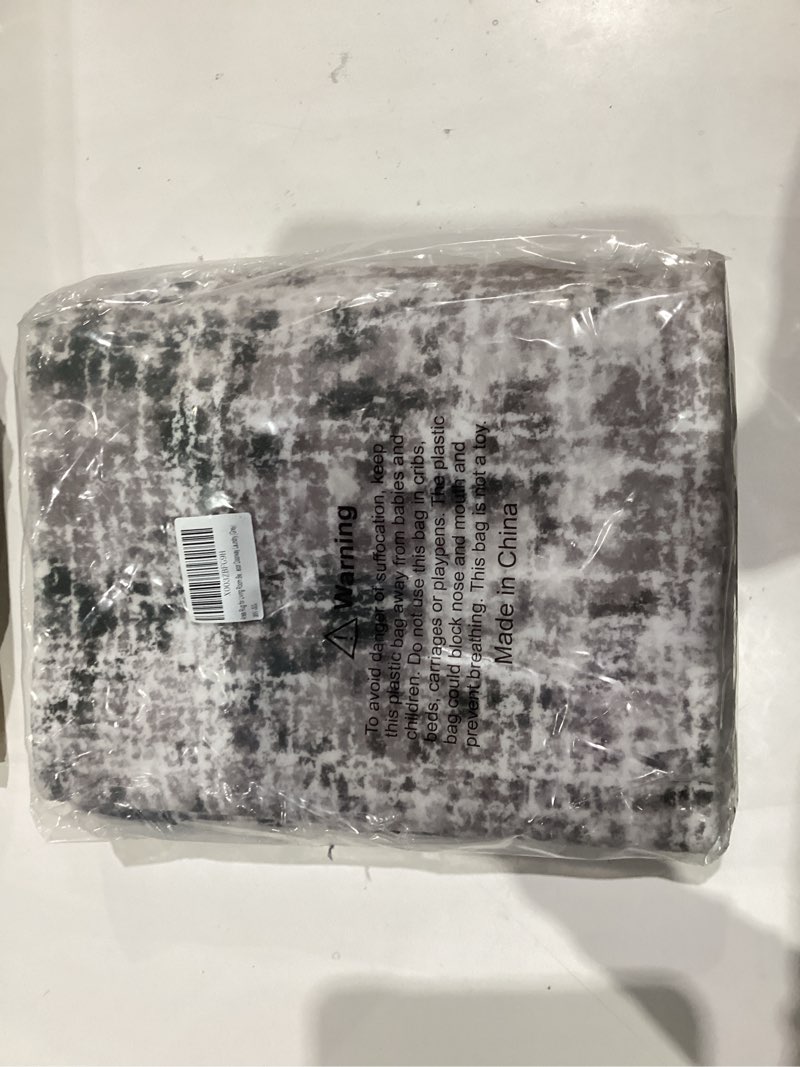 Condition photo showing New/Like New for Area Rug for Living Room Bedroom 3x5 ft Washable Rugs with Modern Non Slip Easy Care Floor Mats for Kitchen Entryway High Traffic Area Floor Carpet for Decor Doorway Laundry Modern | Grayish Purple 3' x 5' (3'×5')