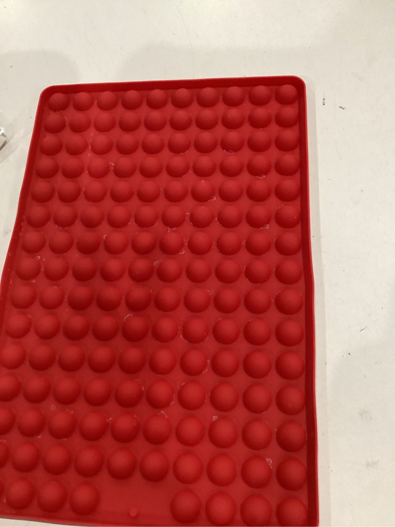 Condition photo showing Good Condition for amyandone mini round silicone molds, 148 cavities semi sphere chocolate candy mold for baking and freezing chocolate chip/gumdrop/cookie/dog treat/cake decor/fruit snack (with a scraper) round 11.6x7.8