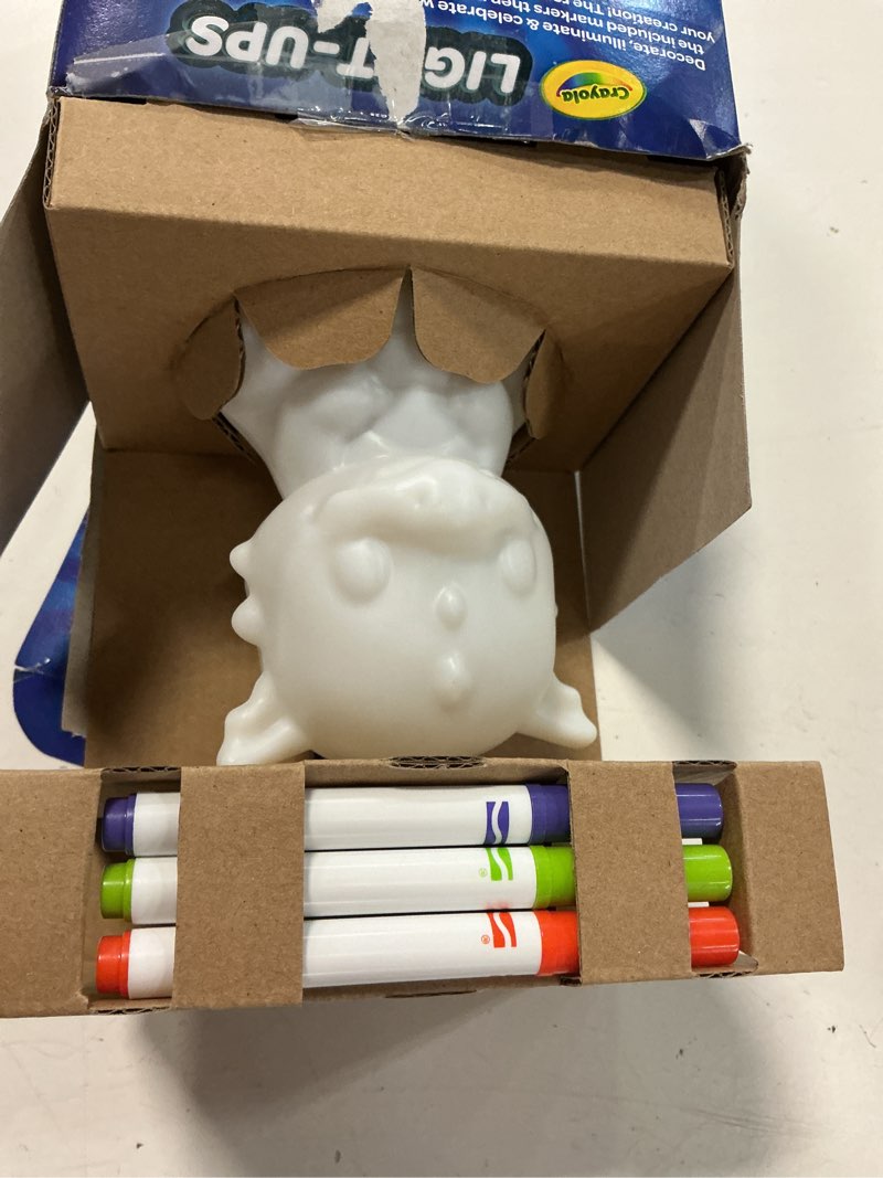 Condition photo showing Good Condition for crayola light-ups recolorable dragon with washable markers - glows in 3 colors ages 4+
