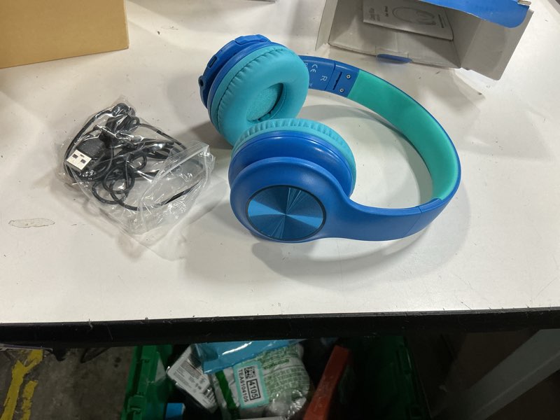 Condition photo showing Good Condition for kids bluetooth 6.0 headphones with led light, 85hours playtimes, type-c fast charging, 85/94db volume limited, comfort wireless headphones with built-in mic, wired & tf card mode, blue