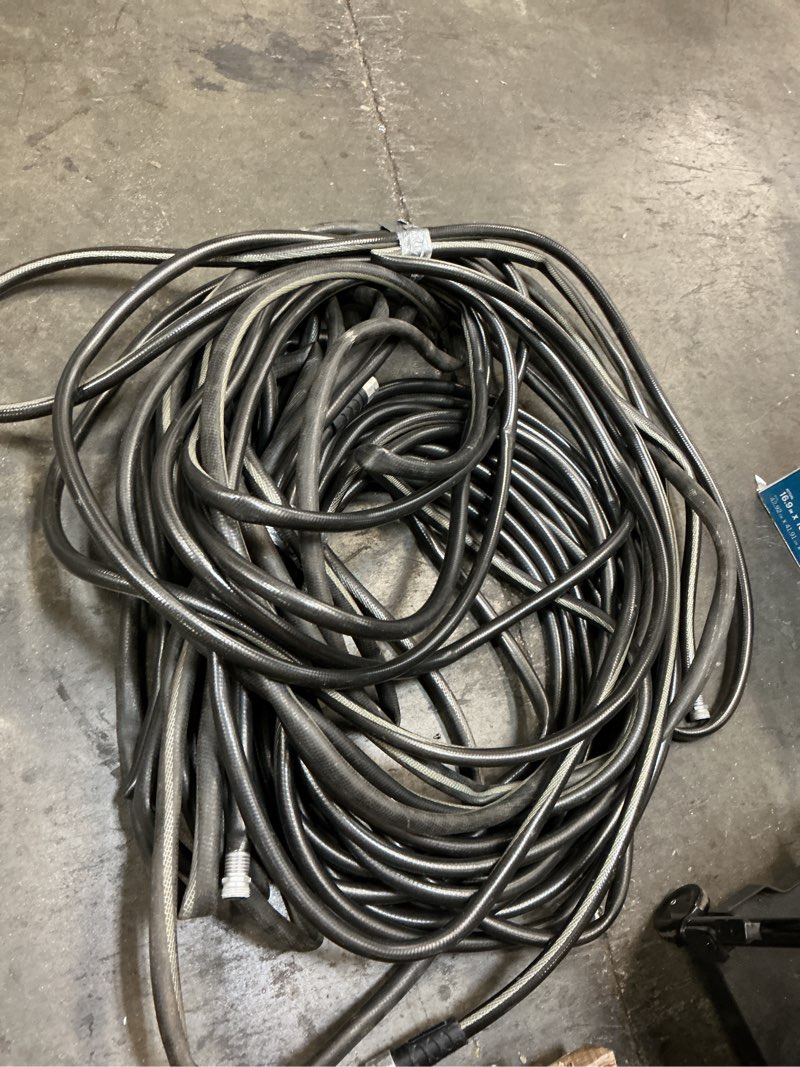 https://lotting-media.assets.bidfta.com/lotting_8ed4675a-2aad-418f-bfee-c7671a67eca4