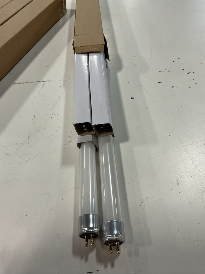 Condition photo showing Good Condition for 21 inch f13t5/ww led replacement bulbs, 3000k warm white, t5 led 9 watts replace fluorescent bulb with led, replacement tube for counter and cabinet fixture, 4 pack 3000k warm white 4 pack