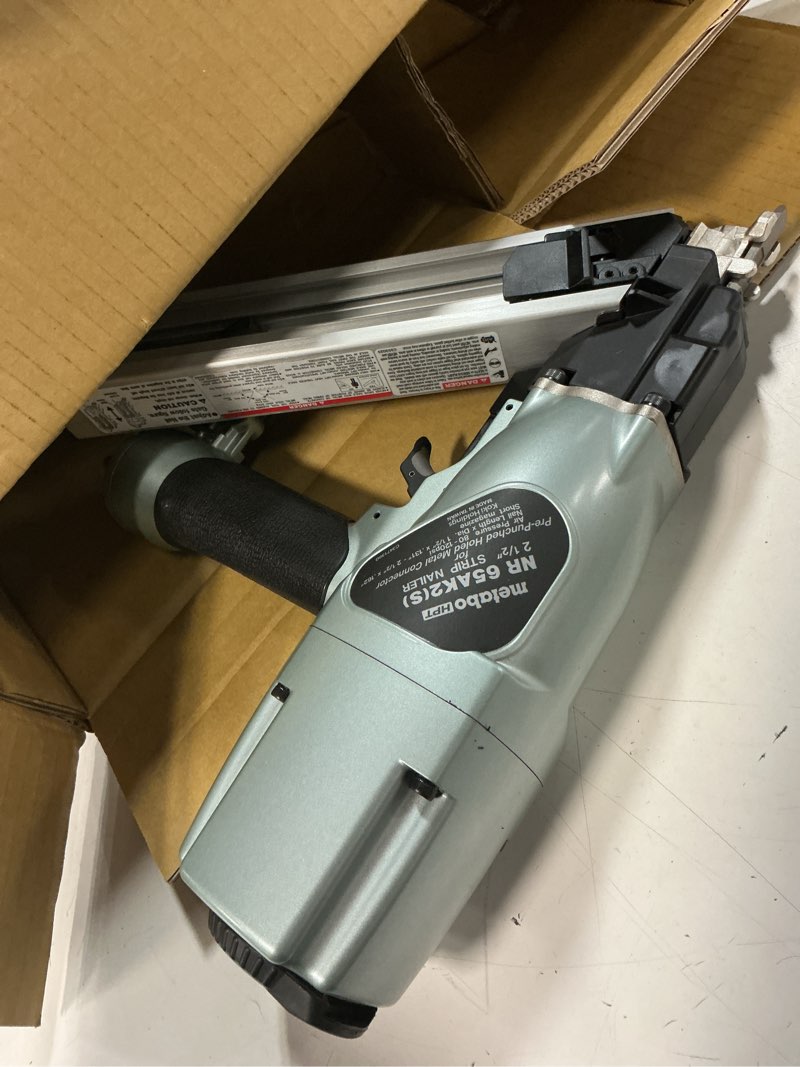 Condition photo showing Good Condition for metabo hpt 2-1/2-in corded pneumatic metal-connecting nailer