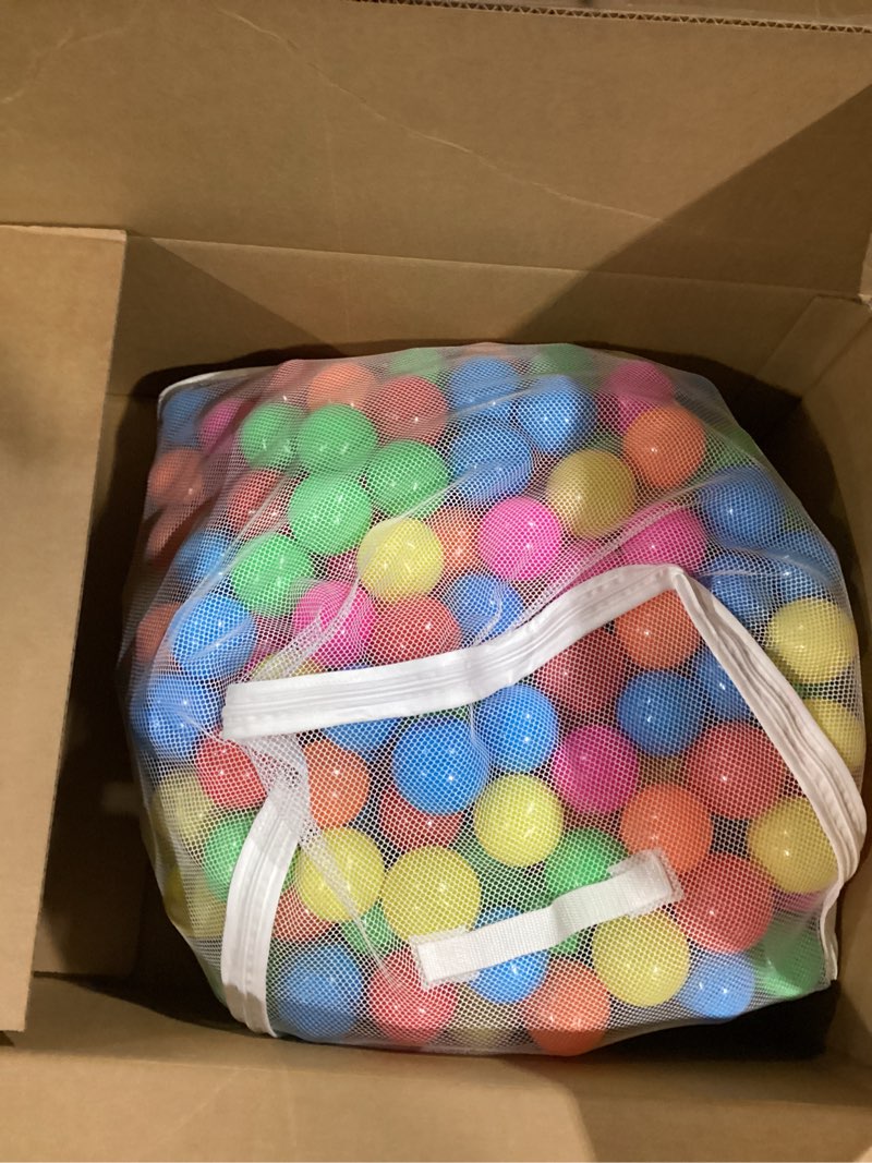 Amazon Basics BPA Free Crush-Proof Plastic Ball, Pit Balls with Storage Bag, Toddlers Kids 12+ Month