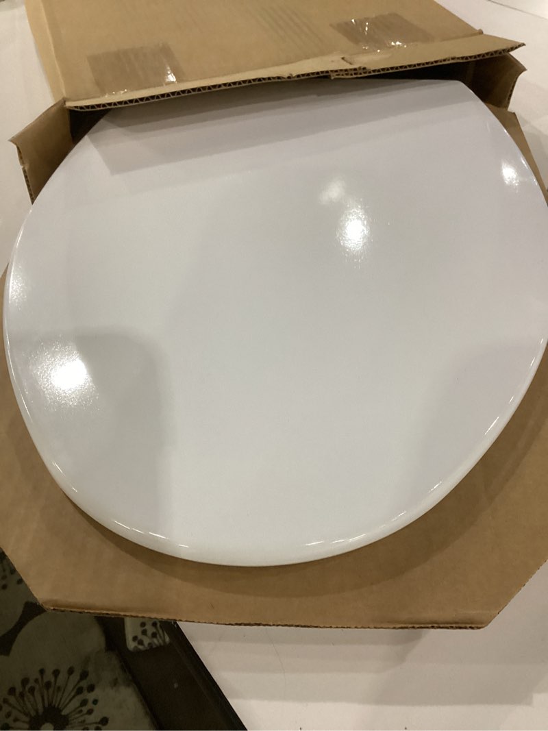 Condition photo showing Good Condition for bemis 1500ec 390 lift-off wood elongated toilet seat, cotton white (pack of 1)