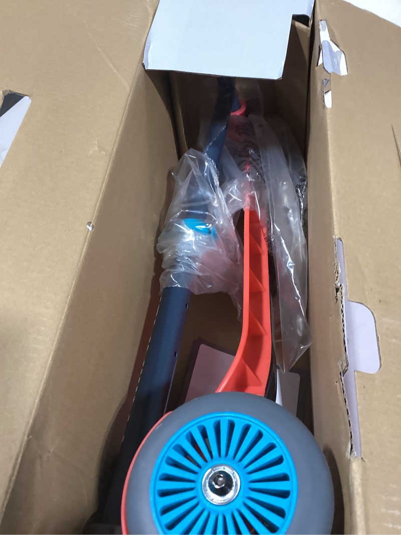 Condition photo showing Good Condition for chillafish scotti 3-wheel lean-to-steer scooter with twintip antislip deck and integrated brake, adjustable height handlebars, comfy handgrips, for all ages 3 and up, red