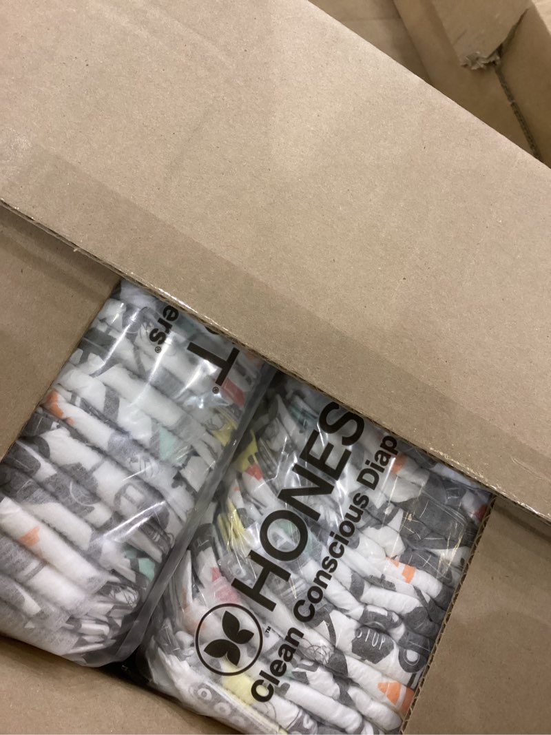 Condition photo showing Good Condition for The Honest Company Comfort Dry Disposable Diapers for Sensitive Skin, Hypoallergenic, Space Travel + Big Trucks, Super Club Box Size 4 (22–37 lbs) 104 Count Size 4 (104 Count) Space Travel + Big Trucks