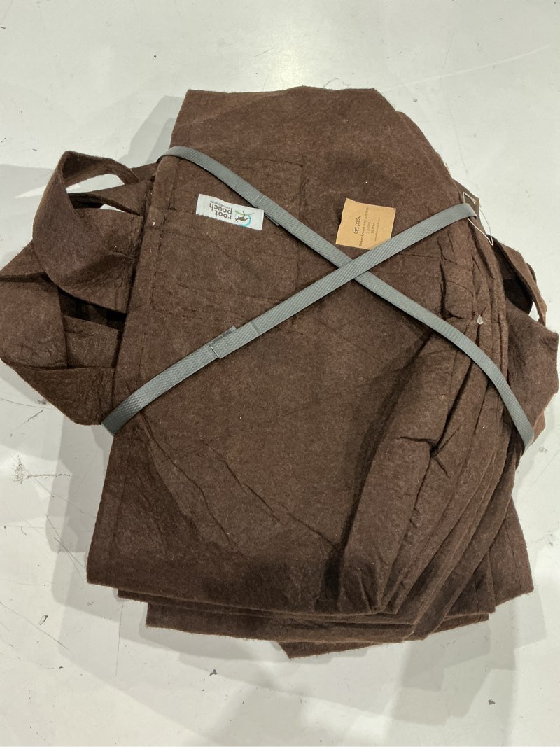 Condition photo showing Good Condition for root pouch 5 gallon with handles,pack 10