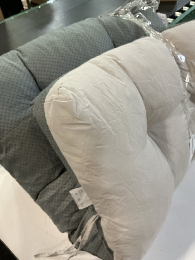 Condition photo showing Good Condition for outdoor lounge chair cushion, waterproof replacement chaise lounge cushions for outdoor furniture thickened 71 x 22 x 4.7 inches non-slip patio pool lounge chair cushions with ties (cream) cream 71 x 22 x 4.7 inches
