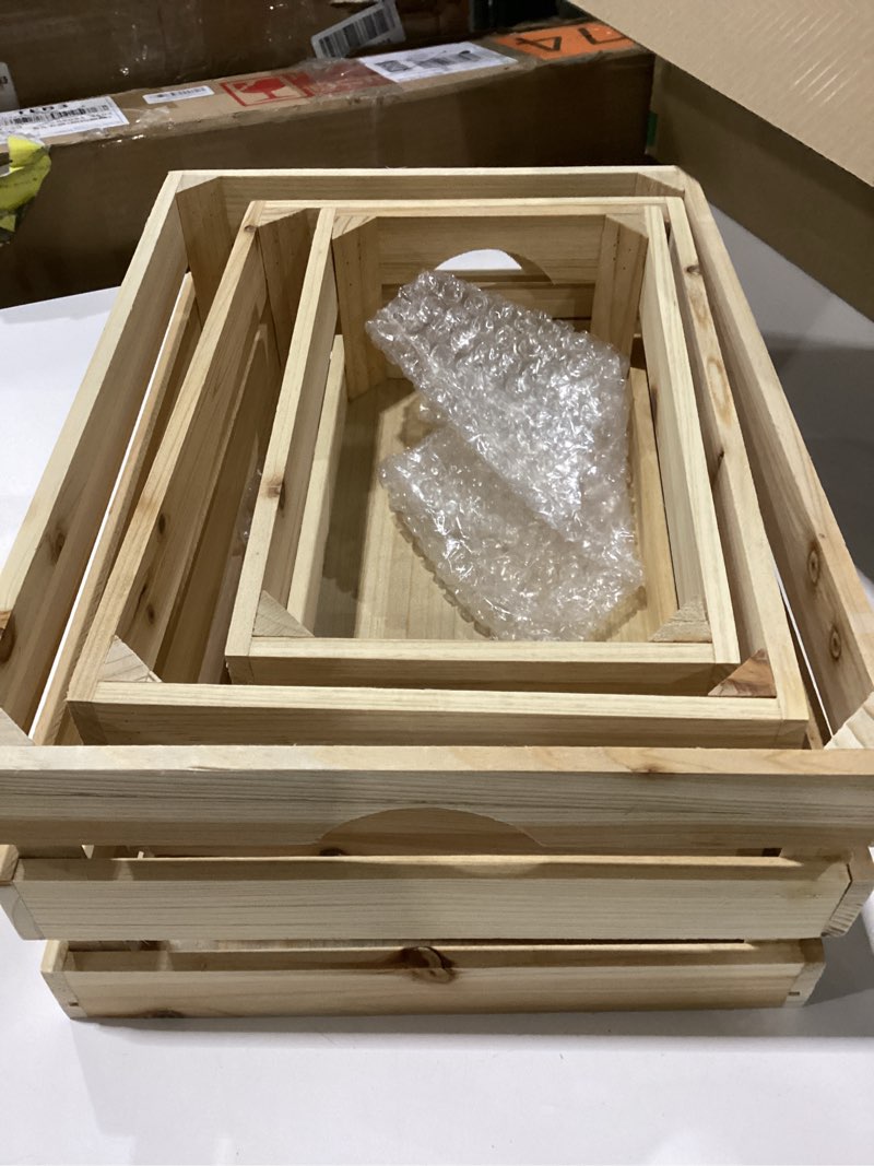 Condition photo showing Good Condition for wooden crates 3 sizes