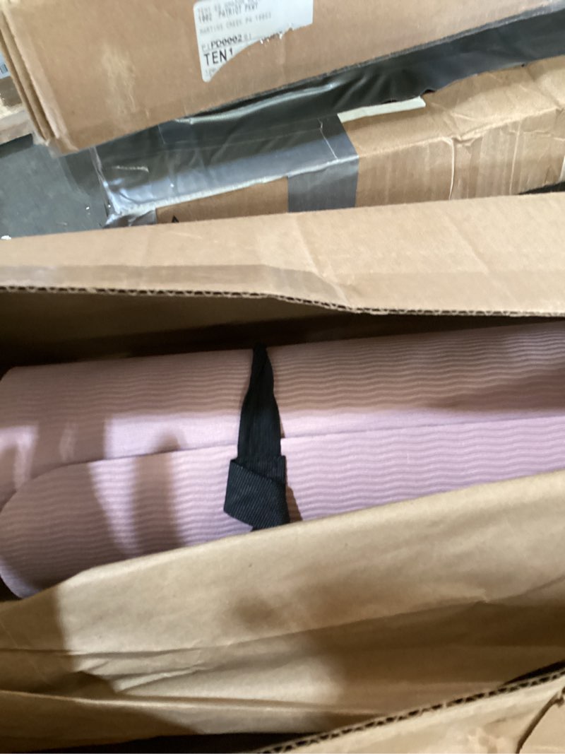 Condition photo showing Good Condition for keep yoga mat 7mm thick non slip - extra cushion tpe exercise mat for home workout & pilates, eco friendly knee protection, 72"x24" large fitness mat with carrying strap pink