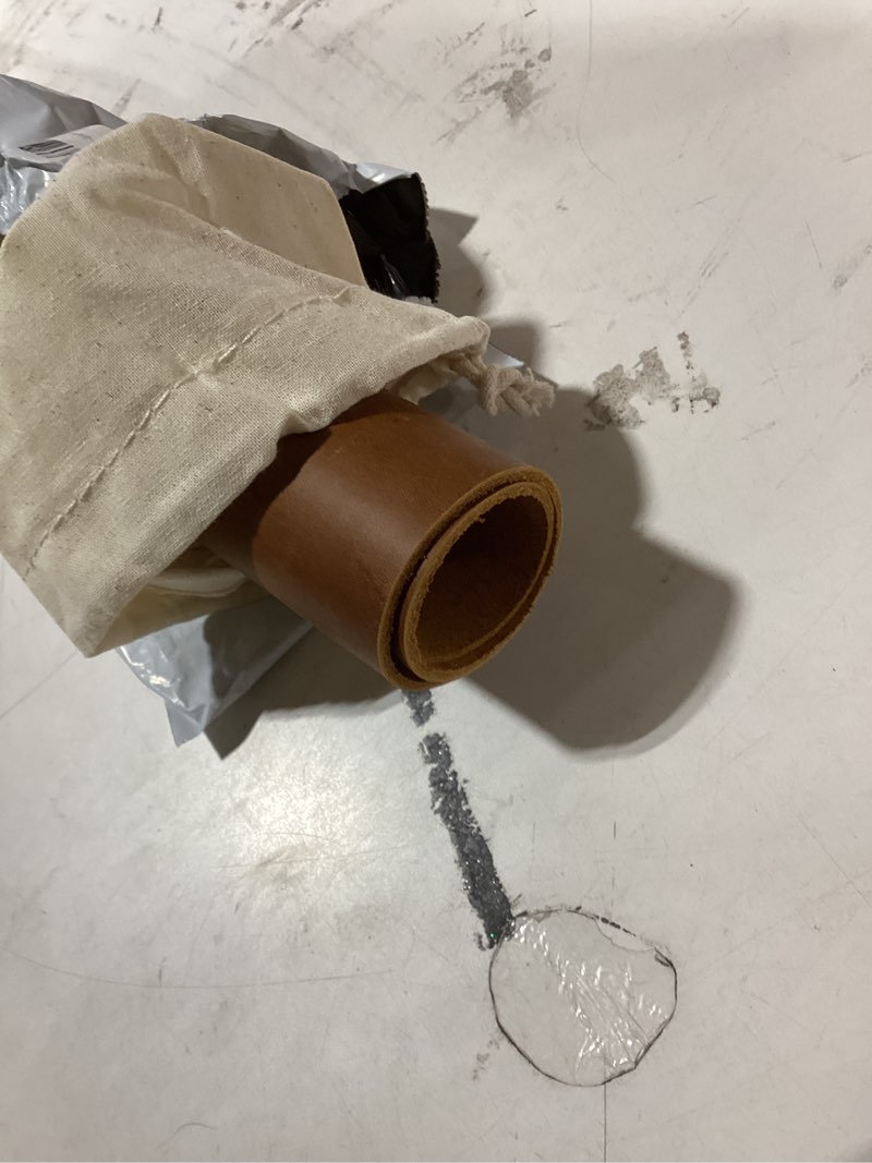 Condition photo showing Good Condition for RingSun Genuine Leather Sheets for Leather Craft 12''X12'' Full Grain Leather for Tooling Craft Sewing (2mm), Dark Brown