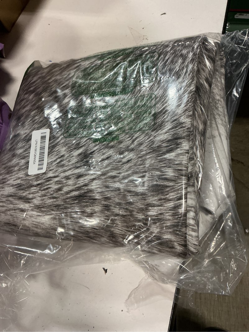 Condition photo showing Good Condition for faux cowhide rug for living room, 4.6 x 5.2 feet grey, cow print skins rug for bedroom, premium faux fur animal cow hide rugs carpet for western decor 5'2" x 4'7" (irregular) grey