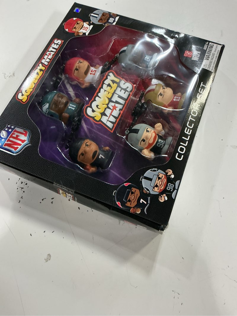 Condition photo showing New/Like New for teenymates party animal series 8 nfl 2026 squeezymates figures, team colors, one size (series 8 squeezymates 2026 nfl box set) squeezymates 2026 nfl series 8 box set