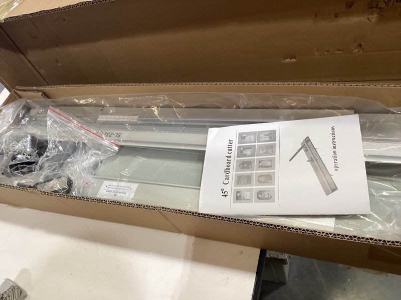 Condition photo showing Good Condition for 32in mat cutter for framing - precision mat board cutting kit with measuring bar, 90°straight & 45°bevel cutting heads for many creative&practical tasks ideal for home diy project,photo frame,artwork