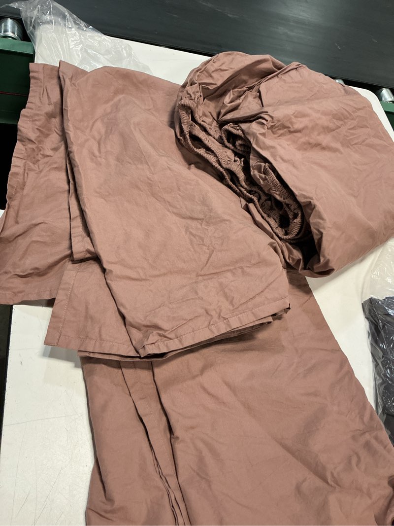 Condition photo showing As Is for quince organic brushed cotton deluxe bedding bundle fig/queen/2 pieces