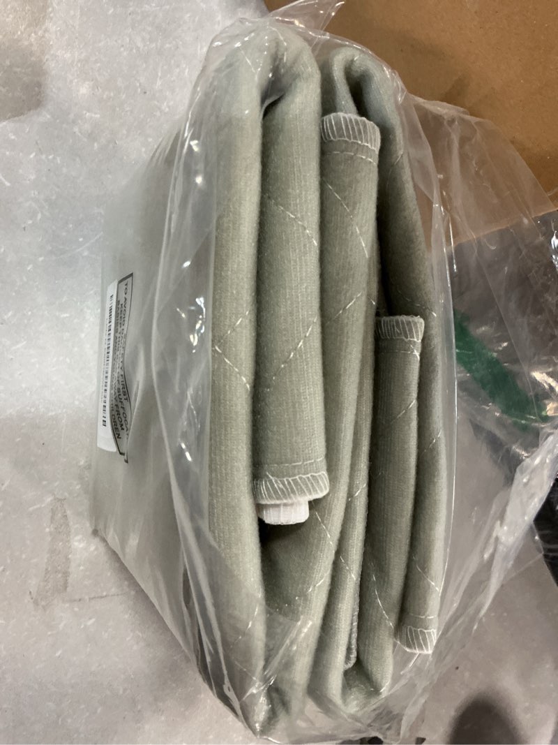 Condition photo showing Good Condition for moonsea dog crate mat and washable pee pads for dogs 2 pack(30"x19"), waterproof non-slip reusable quilted puppy training pads, fits 36 inch crates medium