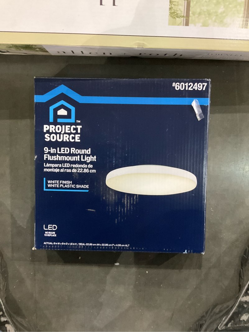 9” led flushmount light